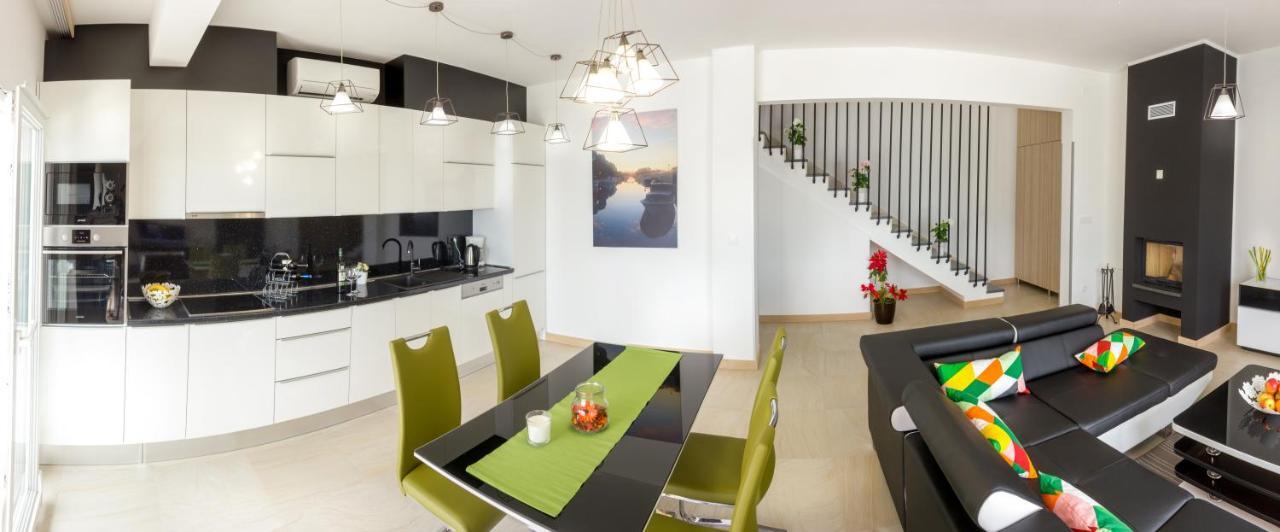 Trogir Residence Vila A Seget Vranjica Εξωτερικό φωτογραφία